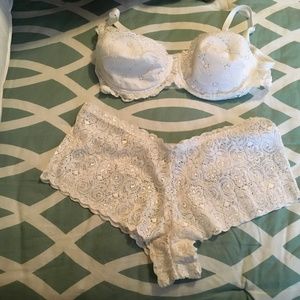 White Lace Bra and Panty Set